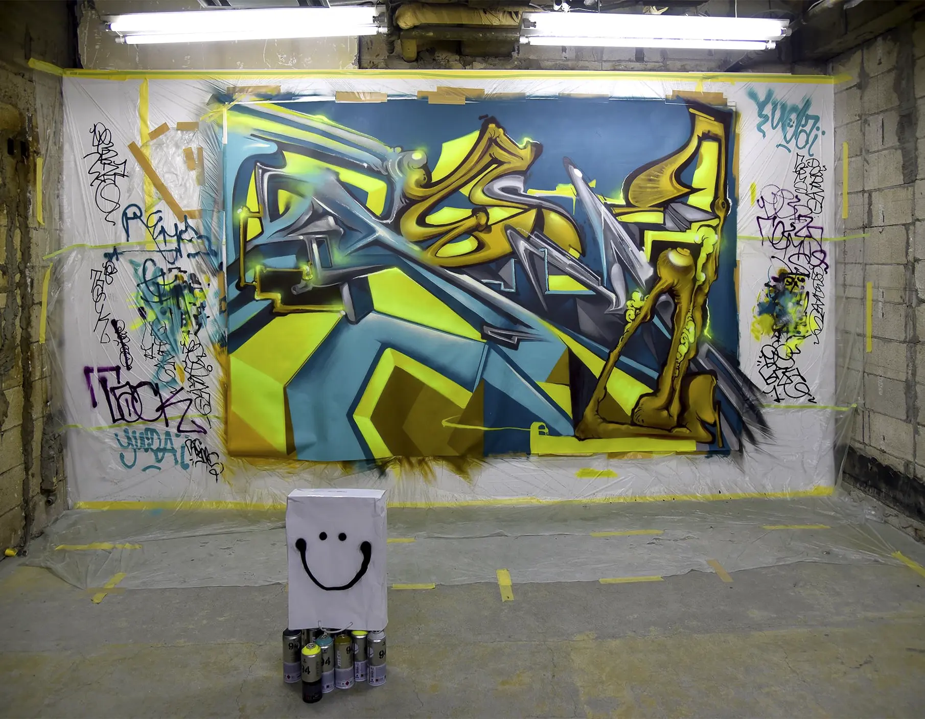 NOIR FLUO — Keikō 蛍光 – Kuro 黒
